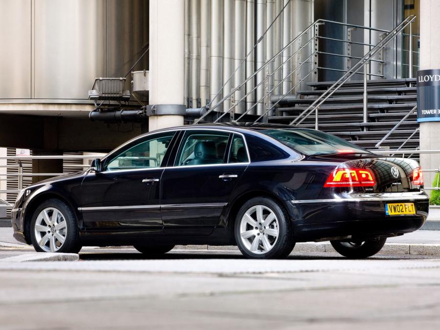  Volkswagen Phaeton V6 TDi 2010 года  (UK) (фото 8 из 12)